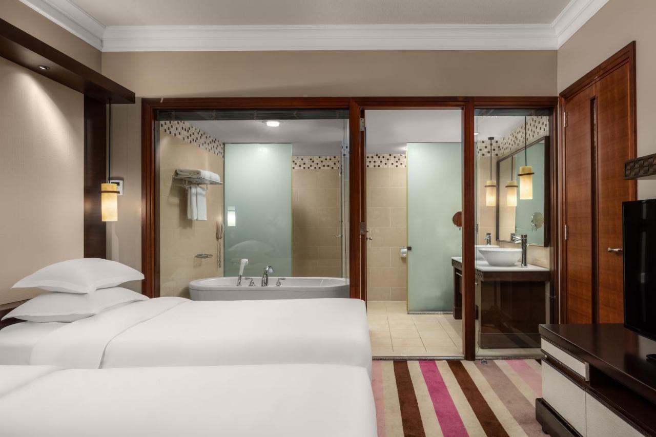 Rihga Royal Laguna Guam Resort Tamuning Exterior foto